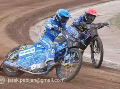 Żużel. Kto faworytem do mistrzostwa? „Obaj na ten tytuł zasługują”