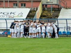 Żółto-biało-niebiescy pokazali charakter, zabrakło skuteczności [ Olimpia ]