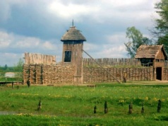 Czy warto jechać do Biskupina? Historia miejsca i zwiedzanie