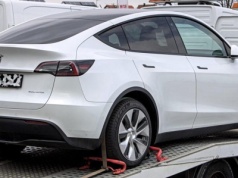 Masz nudności w samochodzie elektrycznym? Nie jesteś sam