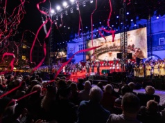 1000 lat Korony Polskiej w Krakowie. Historyczne widowisko mimo ulewy (ZDJĘCIA)