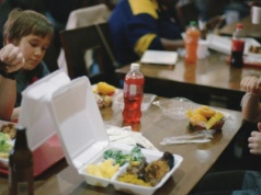 Raport UNICEF: przez śmieciowe jedzenie pierwszy raz w historii więcej dzieci ma nadwagę niż niedowagę