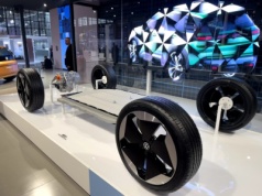 Nowy Volkswagen ID.4 powstanie na platformie MEB+. To może być ostatni moment na zakup crossovera w wersji RWD