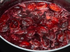 Może być dodatkiem do naleśników. Działa jak lekarstwo na jelita