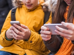 UE chce ograniczyć social media dla młodych. Ursula von der Leyen zapowiada zmiany