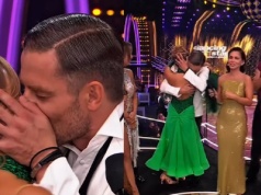 Afera wokół pocałunku Kaczorowskiej i Rogacewicza. Oberwała też Sykut-Jeżyna