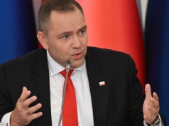 Emerytki apelują do prezydenta Nawrockiego. Kryterium wieku pod ostrzałem