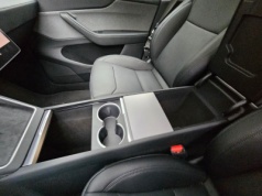 Tesla w opałach. Chiny mówią "dość" futurystycznemu gadżetowi. Zmiany już w 2027 roku