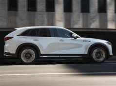 Chciał wymienić olej, ale złamał go geniusz producenta. Skończyło się naprawą za 16 000 zł