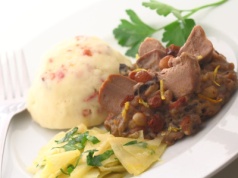 Nikt nie przyzna, że lubi, ale każdy chętnie by zjadł. Hit z PRL-u i najdelikatniejszy rodzaj mięsa