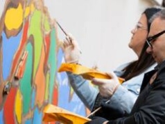 Nowy mural we Wrocławiu. Powstał na ścianie, którą upatrzyli sobie wandale [ZDJĘCIA]