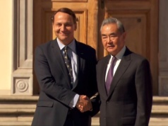 Chiński szef MSZ odwiedza Polskę. To kolejna szansa dla naszej dyplomacji