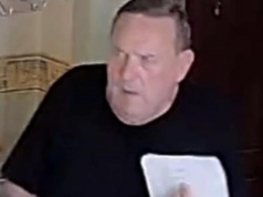 Uwaga! – oszust grasował w Koninie. Policja publikuje wizerunek podejrzewanego