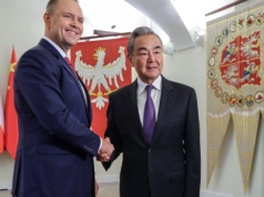 Rzecznik MSZ po wizycie Wang Yi: Najpierw bezpieczeństwo, później koszty