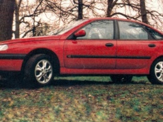 Renault Laguna 2.0 S 16V – Francuzi górą? | Wrażenia z jazdy z „Motoru” nr 23/1995 r.