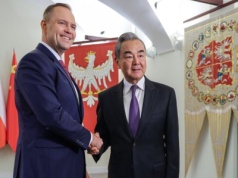 Gospodarka i bezpieczeństwo. To tematy rozmów prezydenta z szefem chińskiego MSZ Wangiem Yi