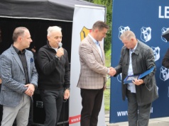 Żużel. Unia doceniła legendy! Gollob i Buśkiewicz wyróżnieni! (ZDJĘCIA)