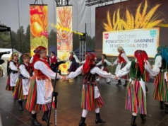 Plony, tradycja i wspólne świętowanie – Dożynki w Aleksandrowie 2025