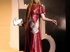 Transpłciowa córka Elona Muska zadebiutowała na tygodniu mody w Nowym Jorku