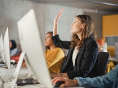 Równe pensje w Polsce? Już ponad połowa firm działa na rzecz transparentności płac