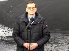 Pamiętacie węgiel, który Morawiecki kazał kupić w 2022 roku? Do dziś nie udało się go spalić