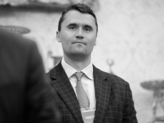 Zabójca Charliego Kirka usłyszał zarzuty. Możliwy wniosek o karę śmierci