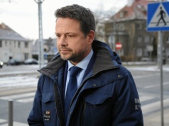 Nocna prohibicja w Warszawie wisi na włosku? Są opinie komisji