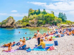 Jesienne wakacje w słońcu: oto 20 europejskich kierunków z idealną pogodą, nawet w listopadzie