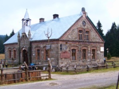 Kultowe schronisko w Górach Izerskich. Miejsce, gdzie czas się zatrzymał