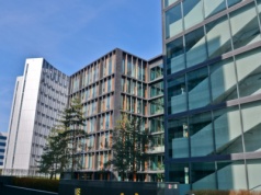 To koniec Saturna na Służewcu. Kultowy biurowiec Mordoru zniknie z mapy Warszawy