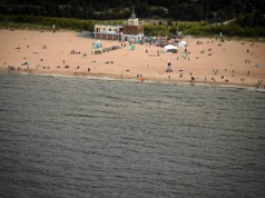 To jedna z najszerszych plaż w Polsce. "Zachwyca swoją naturalną urodą i spokojem"