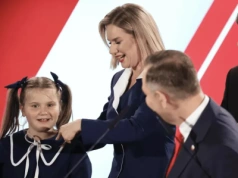Rozczulający gest ze strony Niemiec! Uroczy prezent dla córki Nawrockiego