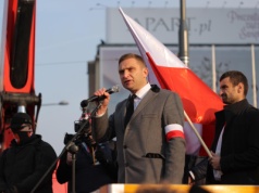 Robert Bąkiewicz z kolejnym zarzutem! Grozi mu 4,5 roku więzienia!