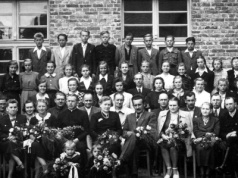 Tu był podczas wojny pierwszy biurowiec kopalni, potem wróciła szkoła