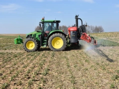 Zużycie i import środków ochrony roślin. Skąd Polska importuje środki?