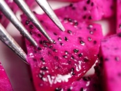 Jak zobaczysz ten dziwny owoc w sklepie, nie uciekaj. Reguluje poziom cukru, w jelitach działa jak szczoteczka