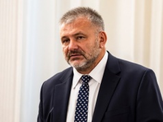 "To sytuacja kuriozalna". Żurek odpowiada na ruch KRS