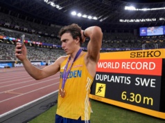 Tyle Duplantis dostanie za rekord świata i złoto. To nie żart