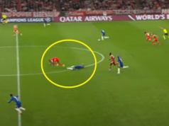 "Czerwona kartka". Burza po zachowaniu piłkarza Bayernu