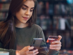 Wielki wysiłek za marną płacę. Jak wartość naszej pracy oderwała się od realiów