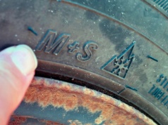 Mandaty w Niemczech od 1 października. Tych opon nie wolno już używać