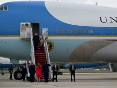 "Uważajcie!". Air Force One z Trumpem o włos od kolizji?
