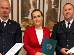 Nowy wóz dla strażaków z Podgórzyna