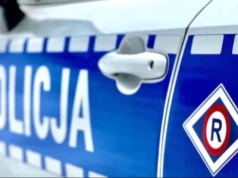 Straciła tysiąc złotych. Oszuści podszyli się pod jej znajomą