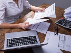 Księgowość dla małych firm i freelancerów – jakie korzyści daje współpraca z biurem rachunkowym?