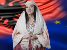 Poznajcie pierwszą ministrę AI. Powód jej "powołania" jest chwalebny, ale jest i ryzyko