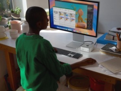 Kupili kosmicznie drogi komputer Apple i... Nowy system na nim nie działa