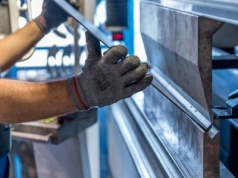 To koniec: Legendarny niemiecki producent szkła zamyka fabrykę po prawie 100 latach