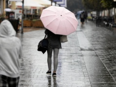Najpierw uderzy upał, później nagła zmiana. W prognozach nawet przymrozki