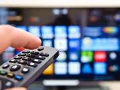 Epickie widowisko, które zarobiło fortunę. Polacy nie oderwą się dzisiaj od telewizorów